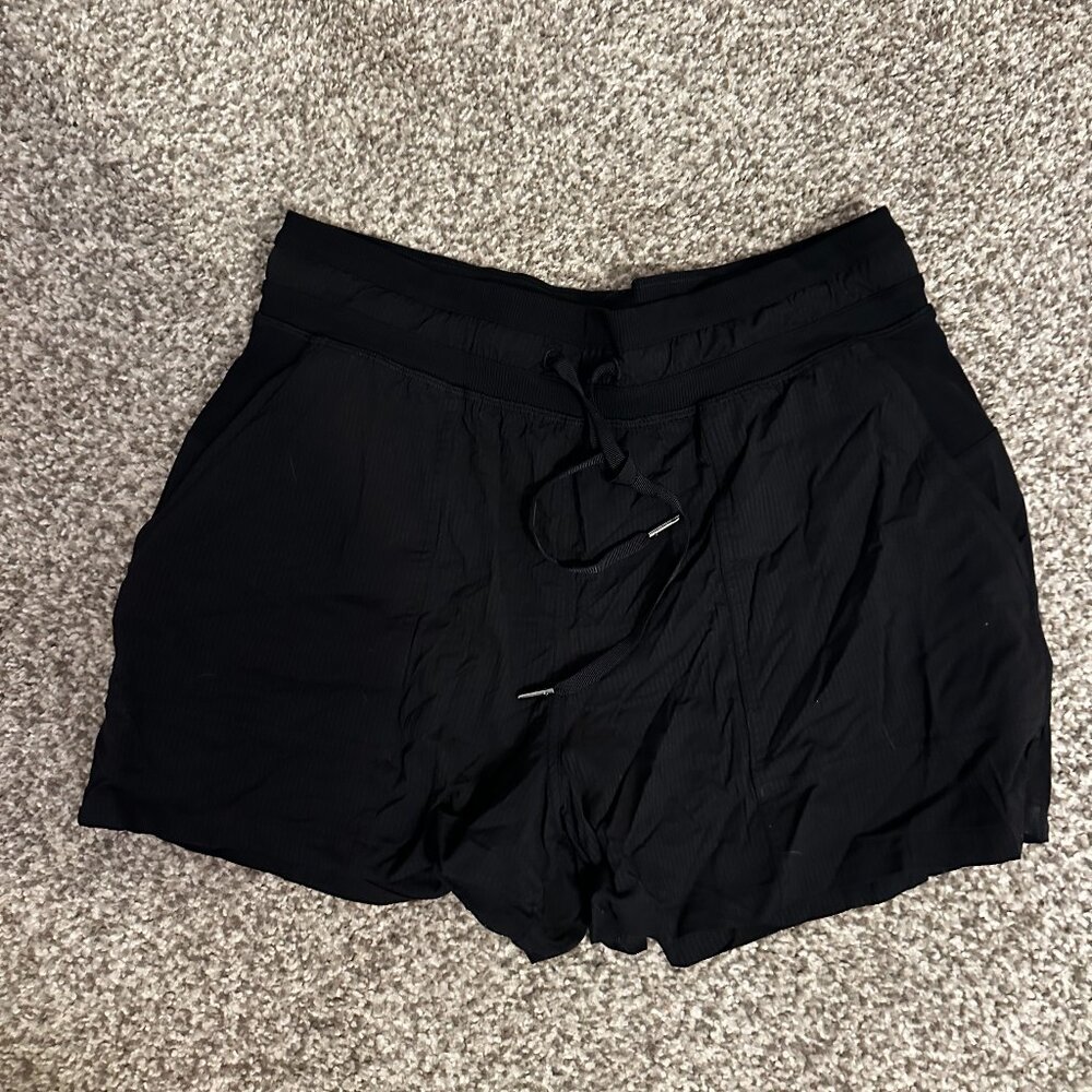 Lululemon Dance Studio High Rise Short
